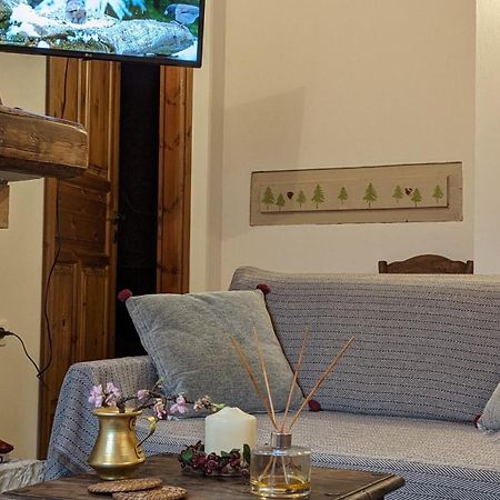 Diminio 2 Apartment At Livadi Арахова Экстерьер фото